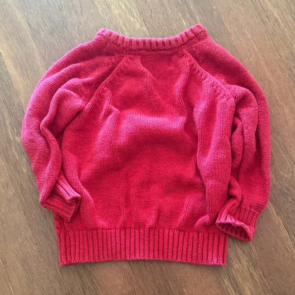 Old Navy elegant cable